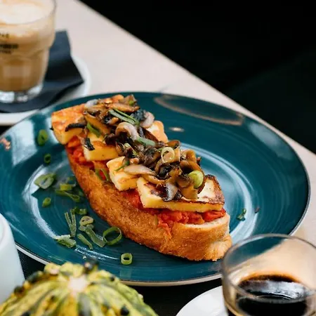 شقة فندقية Oak Tree Old Town 4*