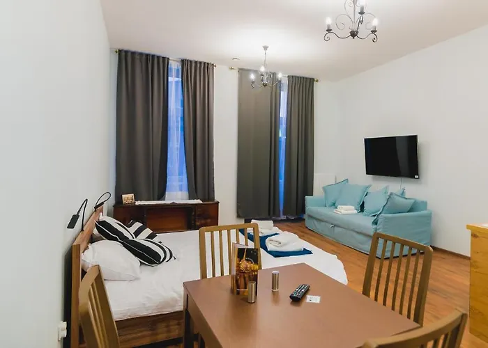 Apart Otel Oak Tree Old Town