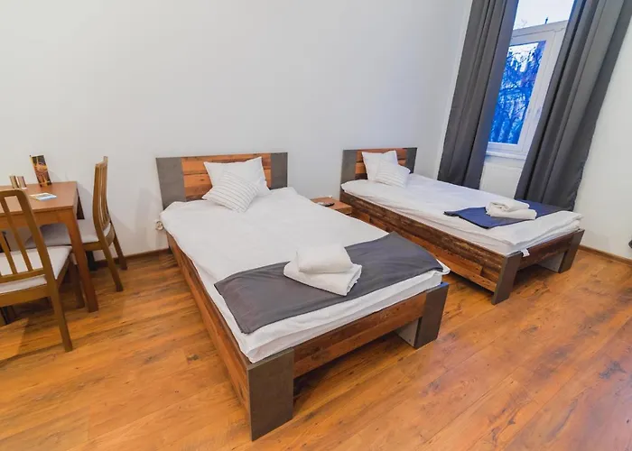 Oak Tree Old Town 4*