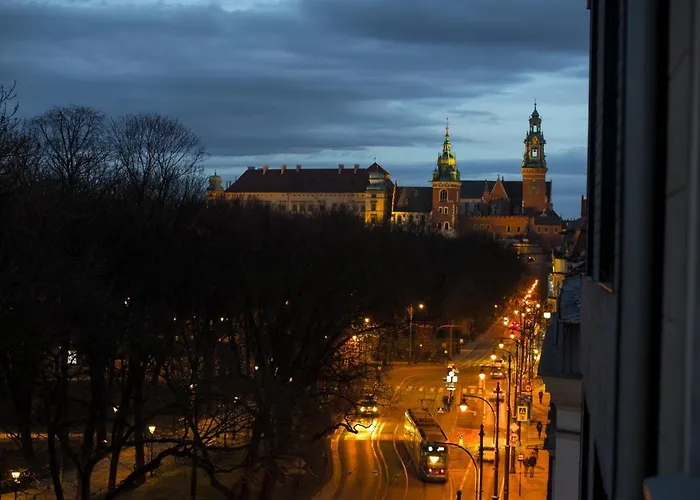 Oak Tree Old Town Apart-hotel