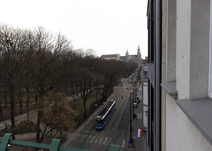 Oak Tree Old Town Apart-hotel